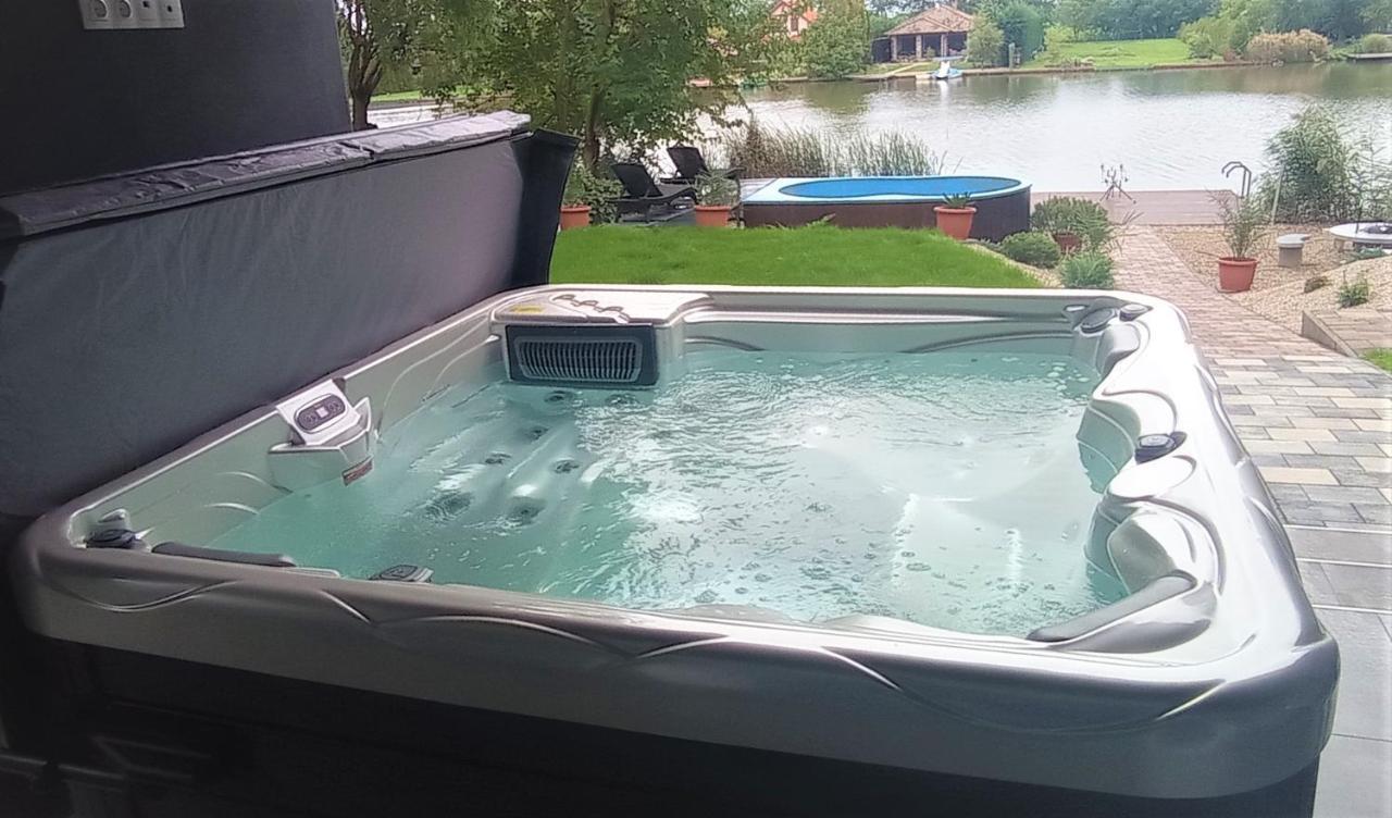 Kővágó Vendégház Nagyfoki holtág Szarvas Kültér fotó